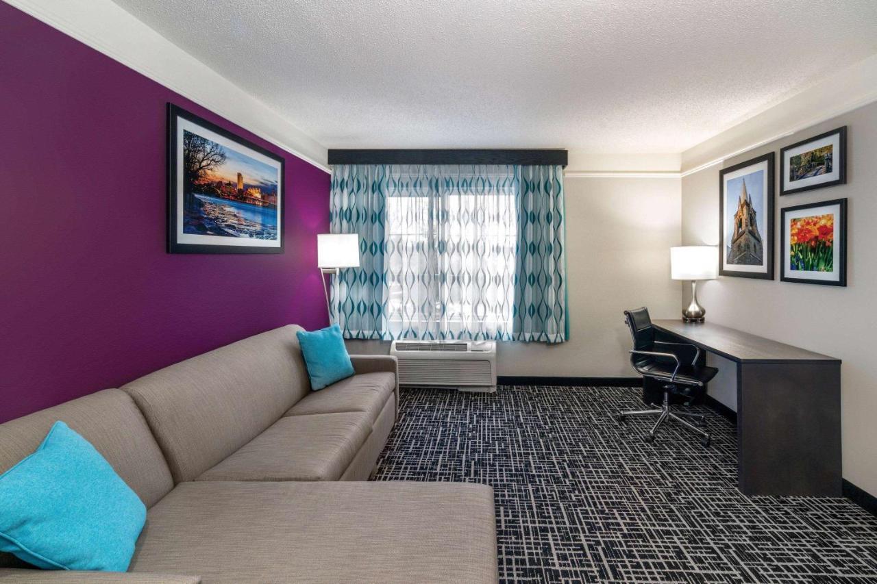 La Quinta By Wyndham Latham Albany Airport Hotell Exteriör bild